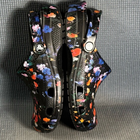 Crocs Classic Printed Floral Clog Slip On Shoes Women’s Size 8 - Picture 6 of 9